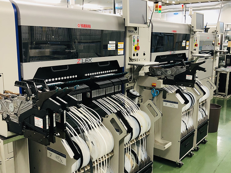 亀岡電子株式会社の自慢の設備 - チップマウンター