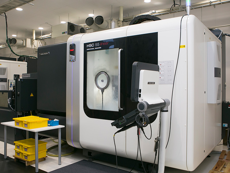 ヒロセ工業株式会社の自慢の設備 - DMG森精機、HSC55-linear