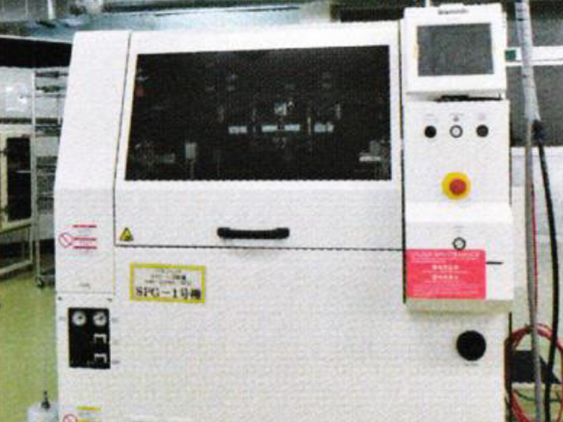 高槻電器工業株式会社の自慢の設備 -スクリーン印刷機