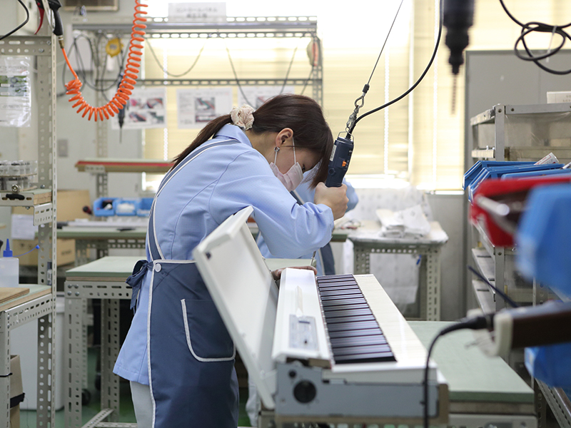 宇治電器工業株式会社のオススメ試作 - 電子楽器(電子ピアノ)の組立